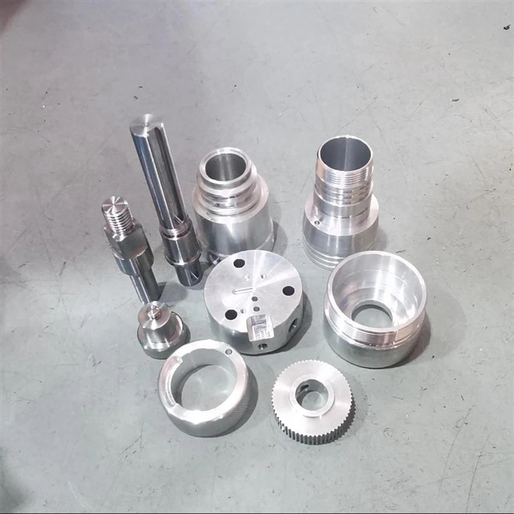 Pièces en aluminium à faible teneur en MOQ CNC